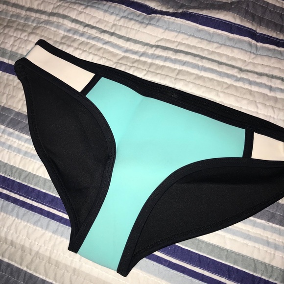 Triangl bikini bottoms - Picture 1 of 1